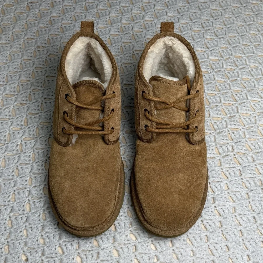 UGG Boots Neumen Chukka Mens 10 Chestnut‎ Brown Lace Up Casual Ankle Top SN 3236